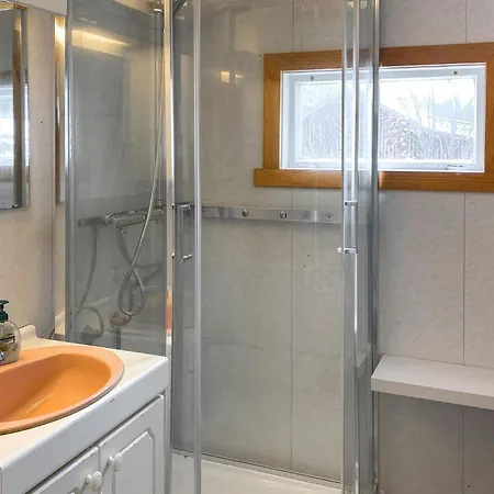 Stunning In Verma With Kitchen Bjorli